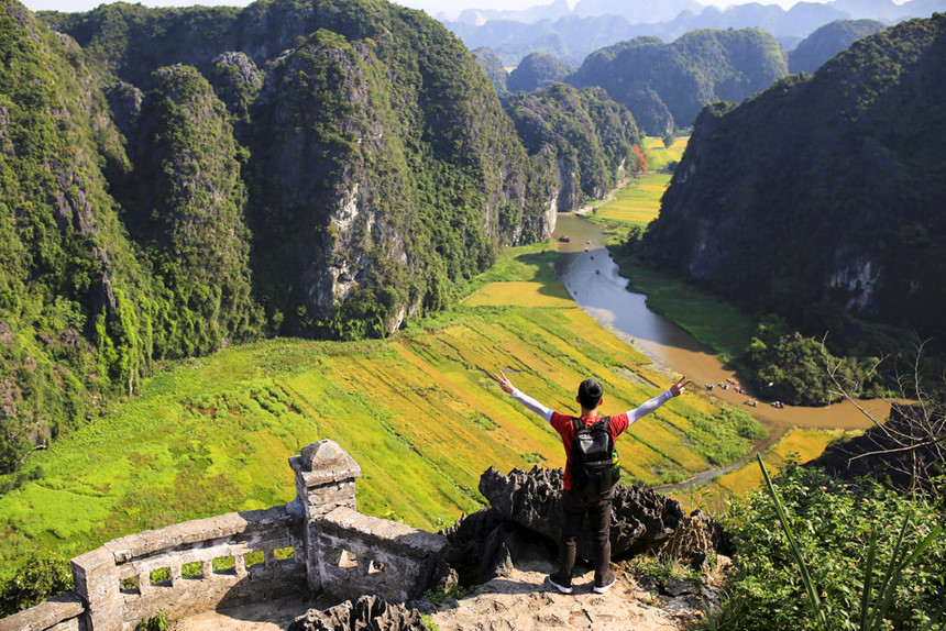 Ninh Binh 2 Day Tour from Hanoi